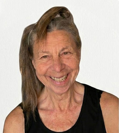 Portrait of Liz Zed smiling